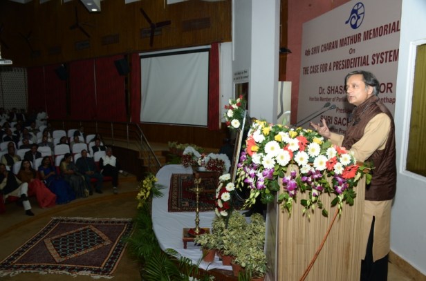 Shashi Tharoor delivering Lecture